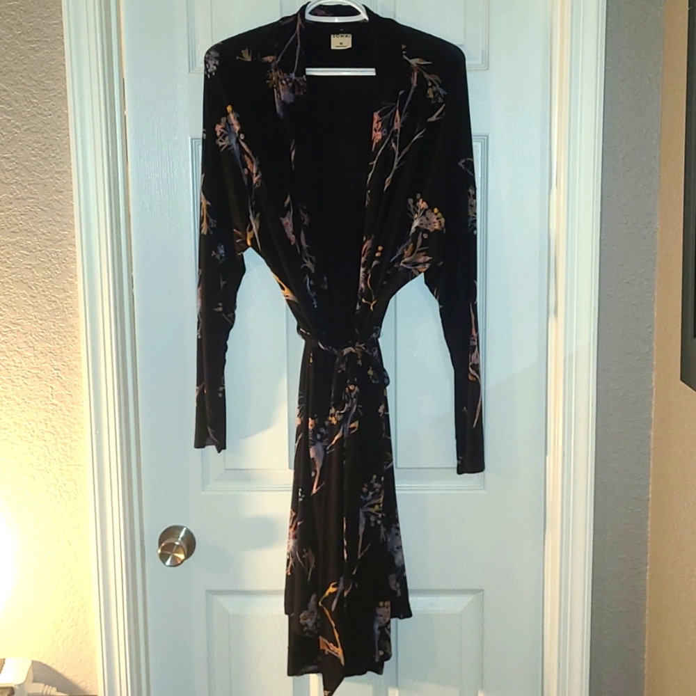 SOMA Long Sleeve Robe
